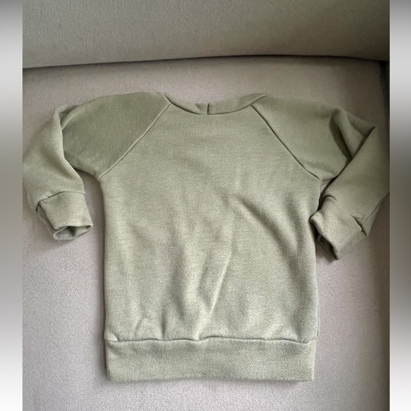 Lulu & Roo (now Little Road Co) Sweatshirt & Shorts Set- Sage Green, 12-18m - Picture 8 of 9